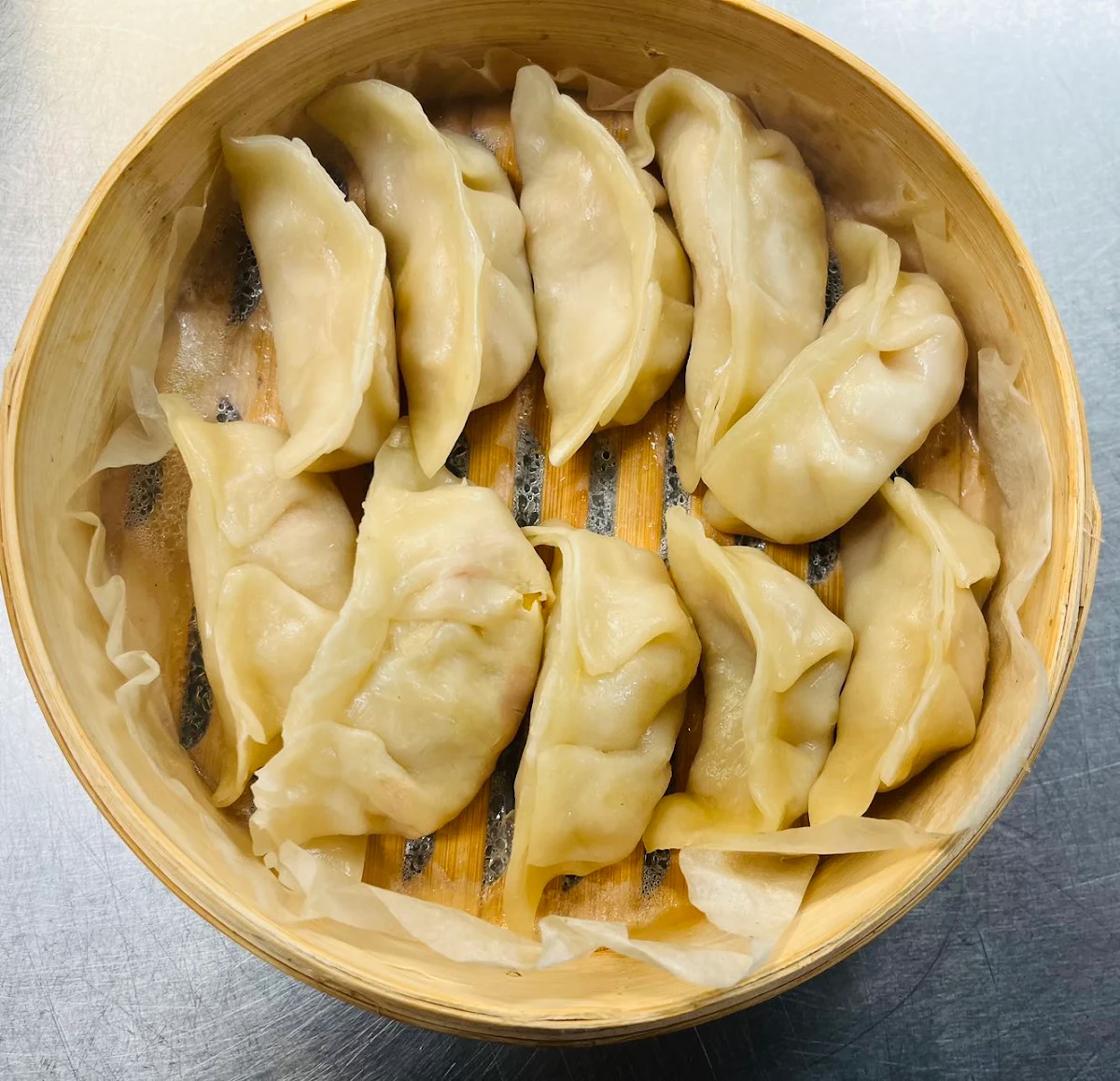 steam or pan fried pork dumplings -- 蒸或煎猪肉饺子